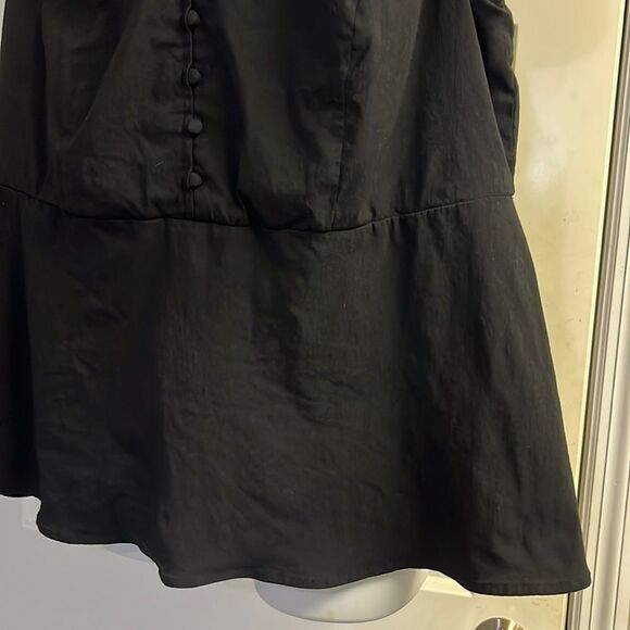 Torrid Black Sleeveless Peplum Top with Back Zipper and Faux Front Buttons-Sz 2 - Picture 7 of 15